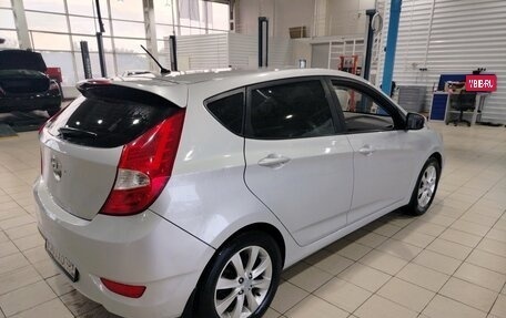 Hyundai Solaris II рестайлинг, 2012 год, 871 000 рублей, 3 фотография