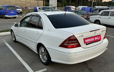 Mercedes-Benz C-Класс, 2004 год, 620 000 рублей, 7 фотография