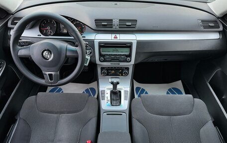 Volkswagen Passat B7, 2010 год, 1 050 000 рублей, 16 фотография