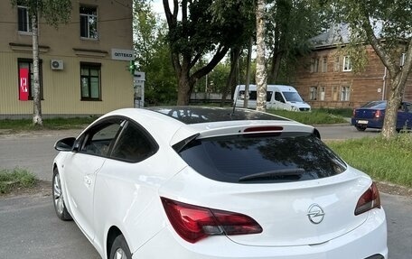 Opel Astra J, 2013 год, 920 000 рублей, 2 фотография