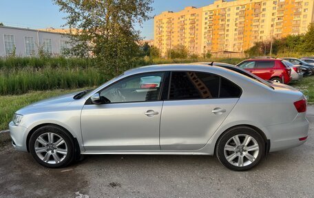 Volkswagen Jetta VI, 2012 год, 950 000 рублей, 13 фотография