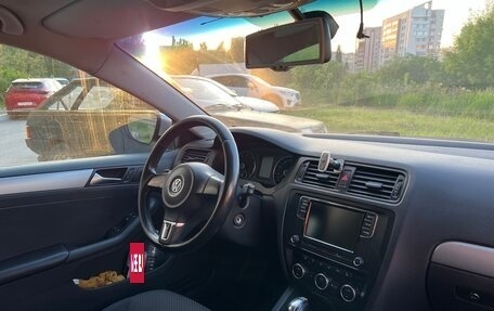 Volkswagen Jetta VI, 2012 год, 950 000 рублей, 12 фотография