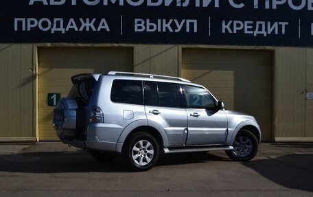 Mitsubishi Pajero IV, 2010 год, 1 850 000 рублей, 2 фотография