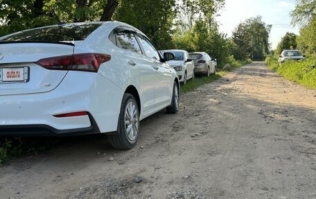 Hyundai Solaris II рестайлинг, 2017 год, 1 400 000 рублей, 6 фотография