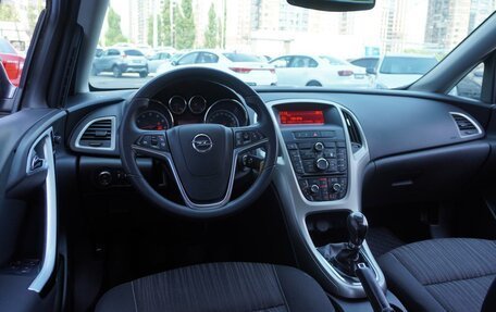 Opel Astra J, 2012 год, 894 000 рублей, 6 фотография