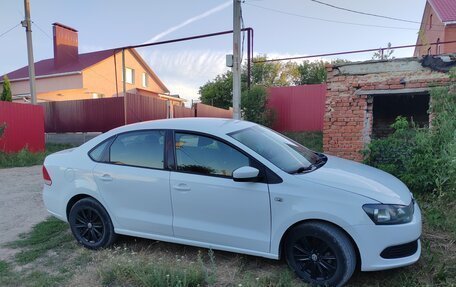 Volkswagen Polo VI (EU Market), 2015 год, 650 000 рублей, 2 фотография