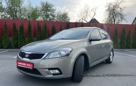 KIA cee'd I рестайлинг, 2010 год, 950 000 рублей, 1 фотография