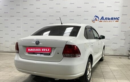 Volkswagen Polo VI (EU Market), 2011 год, 700 000 рублей, 3 фотография