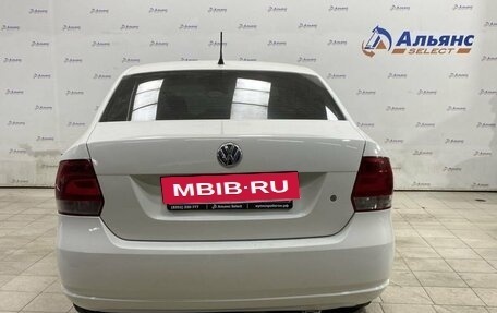 Volkswagen Polo VI (EU Market), 2011 год, 700 000 рублей, 4 фотография