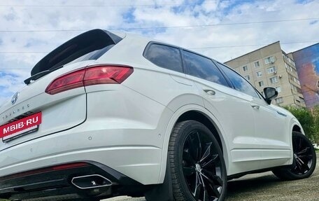 Volkswagen Touareg III, 2018 год, 5 650 000 рублей, 11 фотография