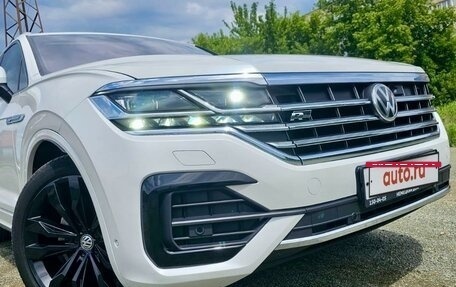 Volkswagen Touareg III, 2018 год, 5 650 000 рублей, 25 фотография