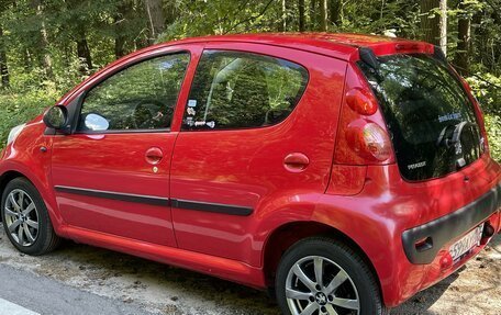 Peugeot 107 I рестайлинг, 2009 год, 480 000 рублей, 4 фотография