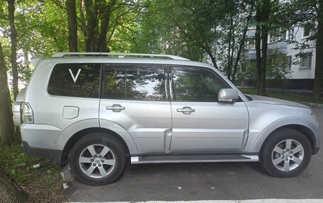 Mitsubishi Pajero IV, 2007 год, 1 200 000 рублей, 3 фотография