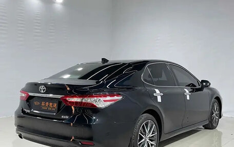 Toyota Camry, 2021 год, 2 640 000 рублей, 4 фотография