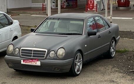 Mercedes-Benz E-Класс, 1996 год, 400 000 рублей, 3 фотография