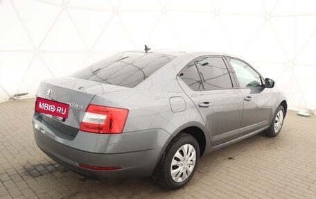 Skoda Octavia, 2018 год, 1 725 000 рублей, 3 фотография