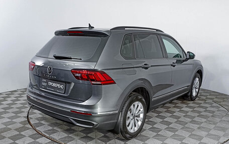 Volkswagen Tiguan II, 2021 год, 3 679 000 рублей, 5 фотография