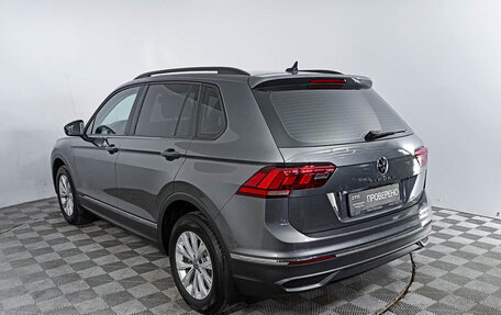 Volkswagen Tiguan II, 2021 год, 3 679 000 рублей, 7 фотография