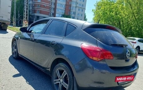 Opel Astra J, 2010 год, 550 000 рублей, 6 фотография