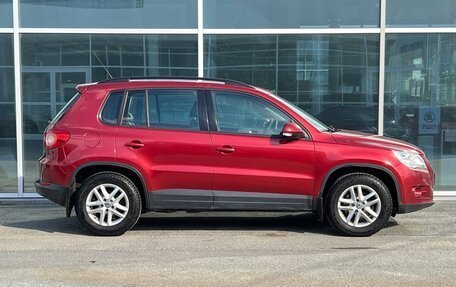 Volkswagen Tiguan I, 2010 год, 950 000 рублей, 5 фотография