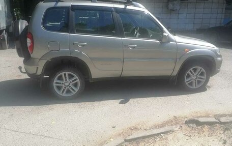 Chevrolet Niva I рестайлинг, 2010 год, 470 000 рублей, 2 фотография