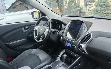 Hyundai ix35 I рестайлинг, 2010 год, 1 399 000 рублей, 10 фотография