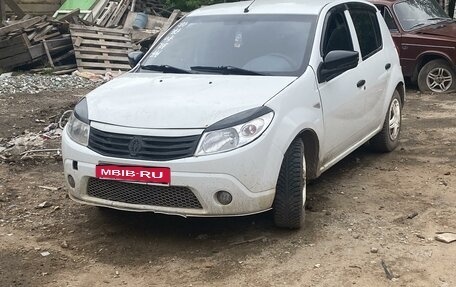 Renault Sandero I, 2014 год, 380 000 рублей, 1 фотография