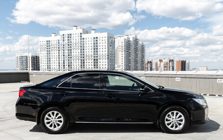 Toyota Camry, 2014 год, 1 899 000 рублей, 4 фотография