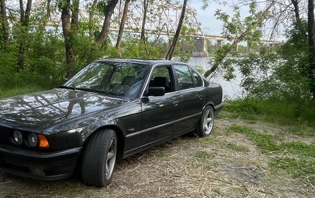 BMW 5 серия, 1991 год, 900 000 рублей, 7 фотография