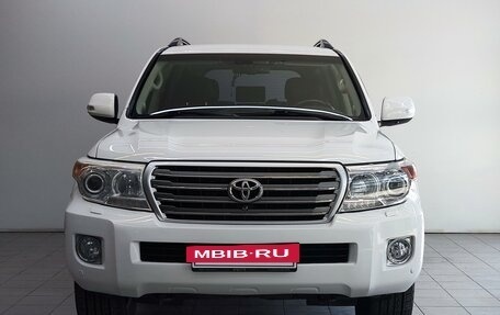 Toyota Land Cruiser 200, 2012 год, 3 950 000 рублей, 2 фотография