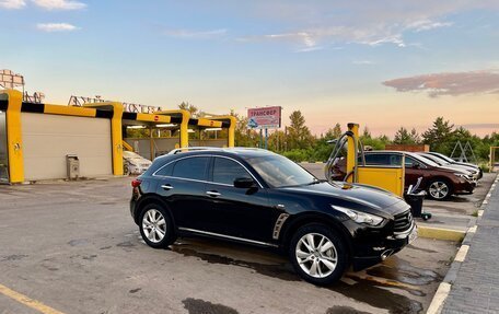 Infiniti FX II, 2011 год, 2 200 000 рублей, 4 фотография