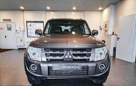 Mitsubishi Pajero IV, 2013 год, 2 495 000 рублей, 2 фотография