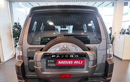 Mitsubishi Pajero IV, 2013 год, 2 495 000 рублей, 6 фотография