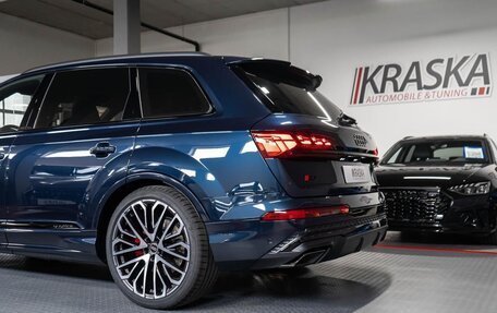 Audi Q7, 2024 год, 15 685 000 рублей, 10 фотография