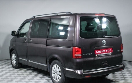 Volkswagen Multivan T5, 2011 год, 1 790 000 рублей, 7 фотография