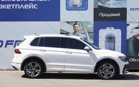 Volkswagen Tiguan II, 2020 год, 3 410 000 рублей, 5 фотография