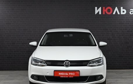 Volkswagen Jetta VI, 2014 год, 1 135 000 рублей, 2 фотография