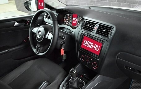 Volkswagen Jetta VI, 2014 год, 1 135 000 рублей, 15 фотография