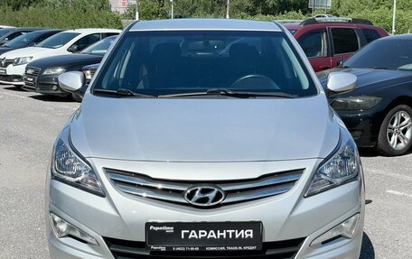 Hyundai Solaris II рестайлинг, 2015 год, 1 190 000 рублей, 2 фотография