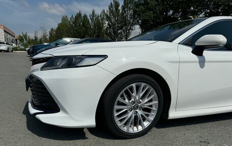 Toyota Camry, 2018 год, 2 550 000 рублей, 8 фотография