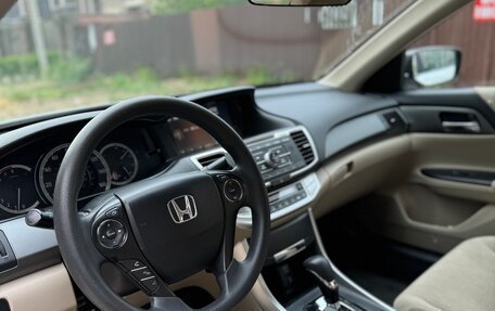 Honda Accord IX рестайлинг, 2013 год, 1 850 000 рублей, 6 фотография