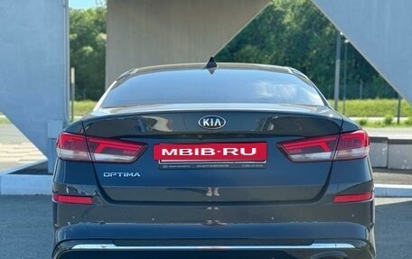 KIA Optima IV, 2018 год, 2 339 000 рублей, 7 фотография