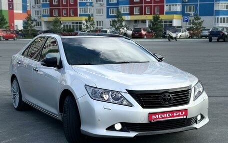 Toyota Camry, 2012 год, 1 800 000 рублей, 3 фотография