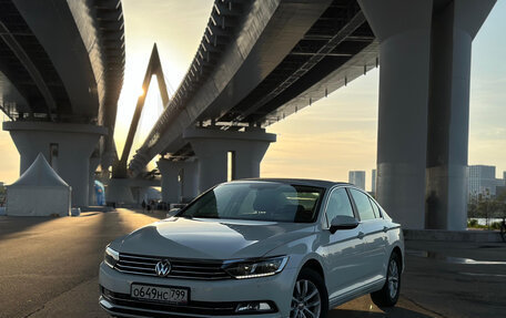 Volkswagen Passat B8 рестайлинг, 2018 год, 2 700 000 рублей, 3 фотография