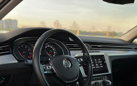 Volkswagen Passat B8 рестайлинг, 2018 год, 2 700 000 рублей, 9 фотография