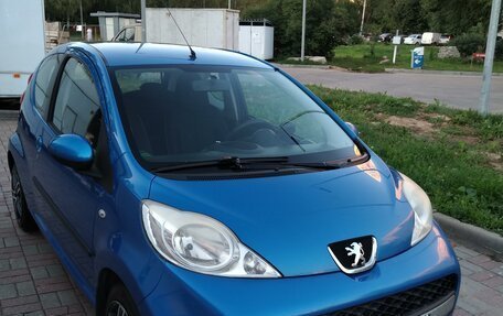 Peugeot 107 I рестайлинг, 2009 год, 410 000 рублей, 2 фотография