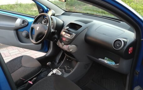 Peugeot 107 I рестайлинг, 2009 год, 410 000 рублей, 4 фотография