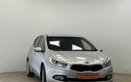 KIA cee'd III, 2014 год, 1 299 000 рублей, 21 фотография