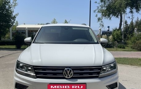 Volkswagen Tiguan II, 2020 год, 2 945 000 рублей, 3 фотография