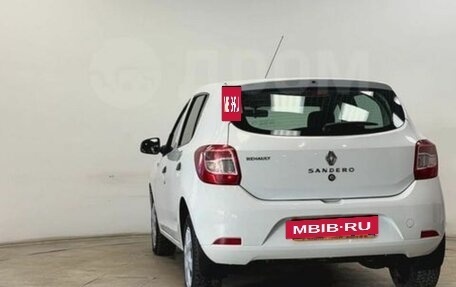 Renault Sandero II рестайлинг, 2014 год, 750 000 рублей, 3 фотография